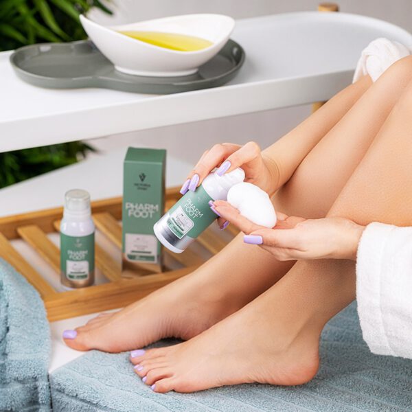 ⁦מוס הרגעה מועשר בעשבי מרפא לעור בעייתי- reLIEF MOUSSE Pharm Foot⁩ – תמונה ⁦2⁩