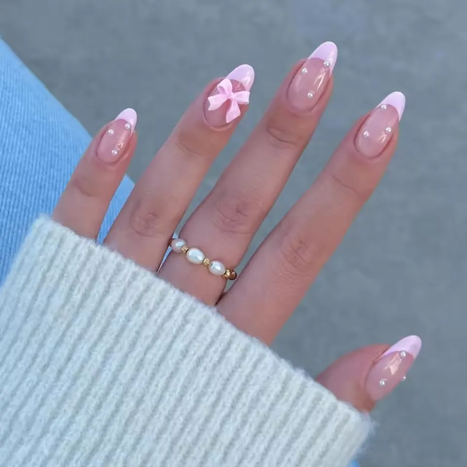 מארז 24 ציפורניים לידיים להדבקה ג'ל (Soft Gel) טיפסים כיסוי מלא פרנץ' ורוד פפיון ופנינים